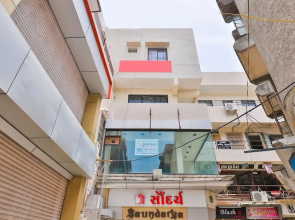 OYO 22551 Hotel Ssv