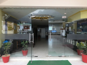 Hotel Jai Mata Di