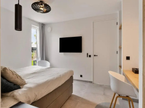 Apartment Near North Sea Beach