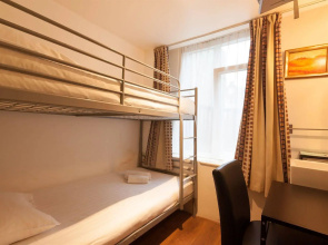 Townhouse Hotel