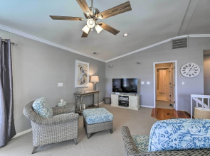 1 Block to Beach: Emerald Isle Gem w/ Ocean View