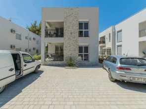 Apartment Djian