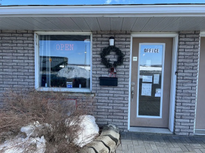 Earlton Motel