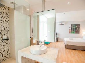 D'Majestic Place by Widebed