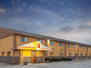 Super 8 by Wyndham Muscatine