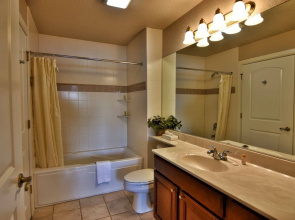 Unit 302 2 BD/ 2 BA Condo