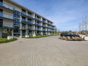 Apartment Overlooking the River, Pool, Dziwnow