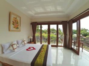 Kubu Taman Home Stay
