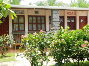 Punta Roca Surf Resort