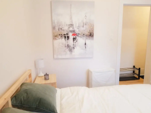 JstLikeHome - Downtown Suites