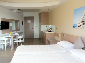 Renieris Hotel