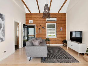 Geelong West Miner's Cottage