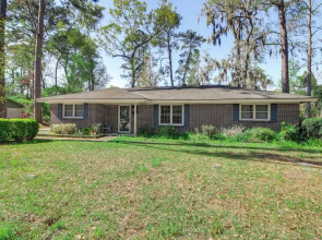 4 Mi to Savannah: Home w/ Gazebo & Seasonal Pool!