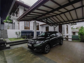Ayansa Villa
