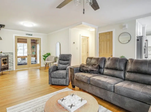 Family-friendly Home w/ Hot Tub, Near Lake George!