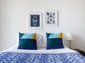 Stylish Studio Apartment in JLT With Lake Views!