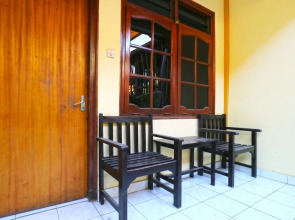 Gora Beach Inn