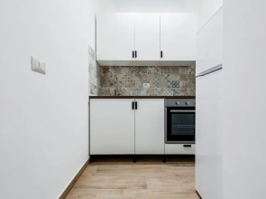 Trinit 57 Studio Apartment by Wonderful Italy
