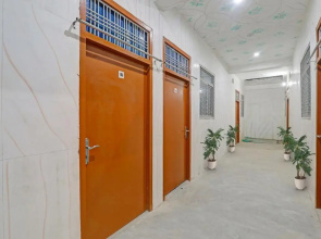 Oyo Flagship 702816 Sana Guest House