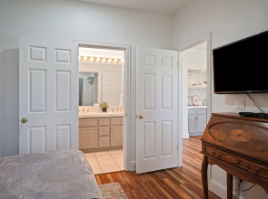 Villa #32 At Broken Top 1 Bedroom Townhouse by Redawning