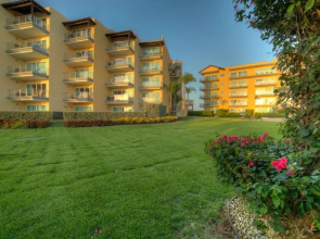 2BR 3BA Condo on Eagle Beach w Amazing Amenities