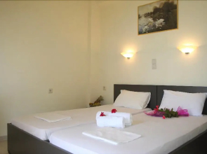 Nikas Rooms & Apartments