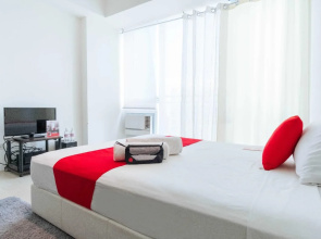 Azure Urban Resort Residences by RedDoorz