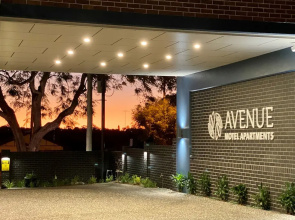 Avenue Motel Apartments