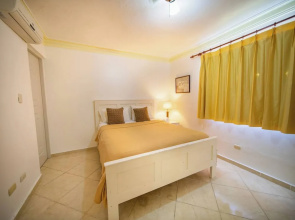 Garden Condos Apt 30 - Lovely 1br Condo W Pool