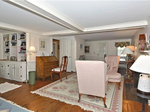 221 Shore Road - Nine Bedroom House