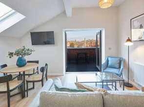 Skyline Apartment