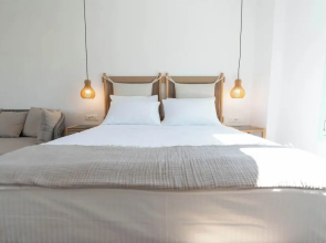 Kimolos Vibes Suites
