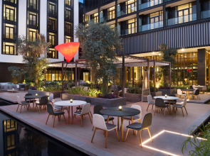 La Ville Hotel & Suites CITY WALK, Dubai, Autograph Collection