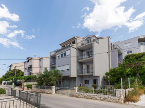 Awesome Apartment in Podstrana With Wifi and 2 Bedrooms