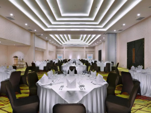 D'MAX Hotel & Convention Lombok