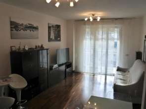 100 Viale Italia