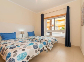 Ground Floor,Pool, Air Conditioning, Terrace, Bbq,15min Walk From Cabanas Center