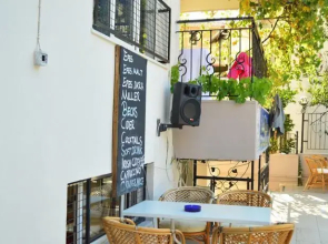 Deniz Apartments