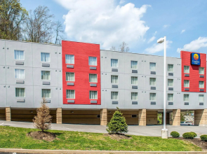 Red Roof Inn Pittsburgh - McKnight Rd