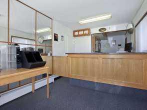 Travelodge by Wyndham Moose Jaw