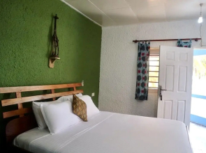 Tills Beach Hotel