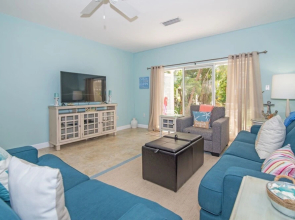 Coconut Bay by Cayman Villas