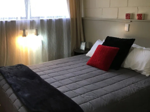 Opal Hot Springs And Holiday Park