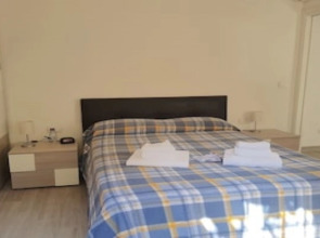 Sharky Charming Cottage