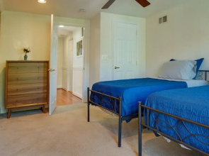 1 Mi to to M&T Bank Stadium: Home w/ Rooftop Patio