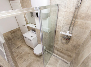 Park Plaza Suites