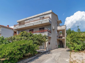 Nice Apartment in Crikvenica With Wifi and 2 Bedrooms