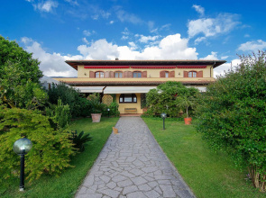 La Casa Gialla