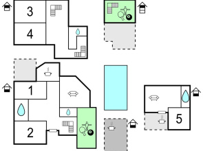 Amazing Home in Peruski With Wifi and 5 Bedrooms