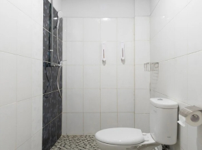 Hotel Wisata by OYO Rooms
